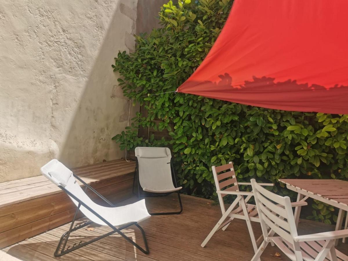 La Maison De Ville 76M2 Avec Terrasse De 22M2 La Rochelle  Esterno foto