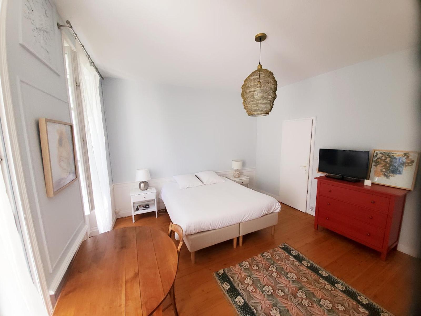 La Maison De Ville 76M2 Avec Terrasse De 22M2 La Rochelle  Esterno foto